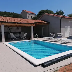  Ferienhaus House With Pool