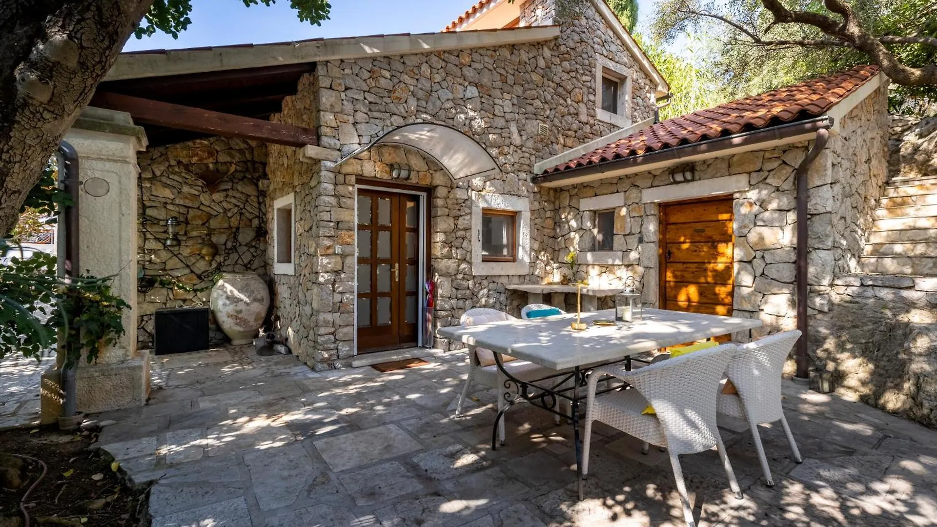 Holiday home Stone House Retreat Villa Mali Losinj